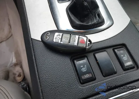 2008 Infiniti G37 Journey z USA, uszkodzony, nr VIN JNKCV64E28M131084